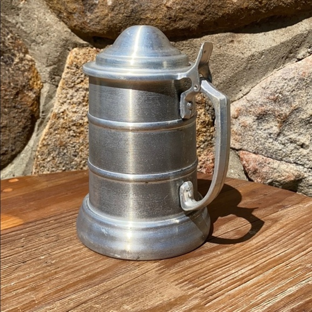 Prefer Colored Stein‎ Clear Bottom